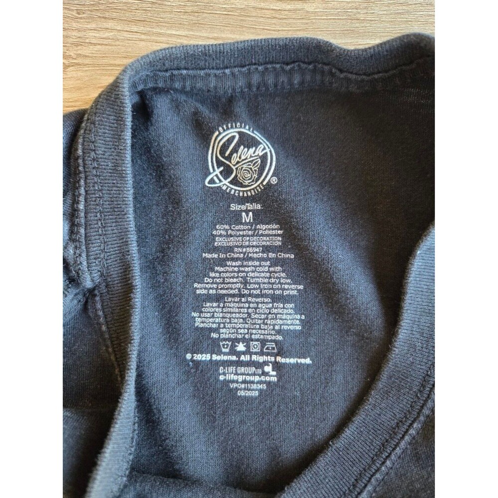 🌹 Official Selena Graphic Tee – Mineral Wash Band Tee (Size M) - Picture 6 of 6
